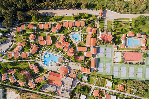 Golden Coast Hotel & Resort